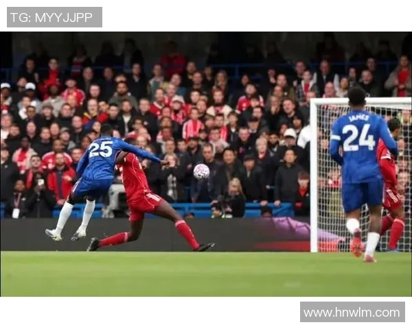 利物浦与马竞激战正酣詹俊解读比赛精彩瞬间与战术博弈